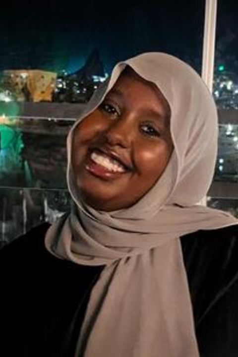 Fardouza Farah